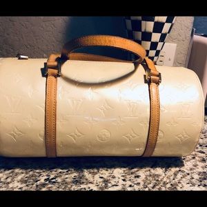 Louis Vuitton Bedford Vernis Handbag